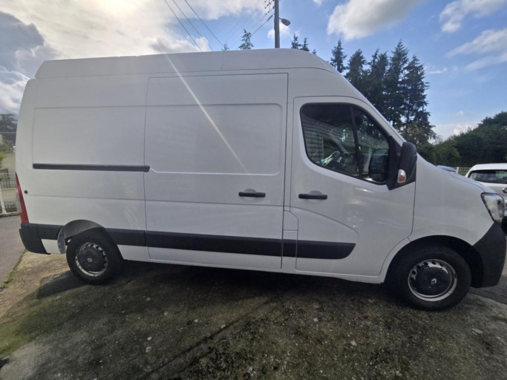 Renault Master (3) CA Pr GCF R3500 L2H3 Energy dCi 145