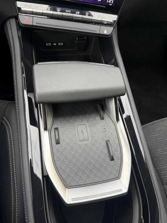 Renault AUSTRAL techno E-Tech full hybrid 200 - 24