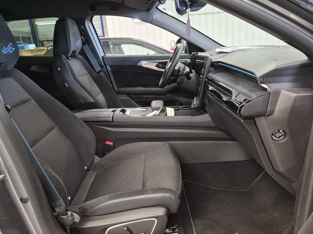 Renault austral ICONIC ESPRIT ALPINE E-TECH HYBRIDE 200 sans plomb 95 5 portes  (janv. 2023) (co2 10