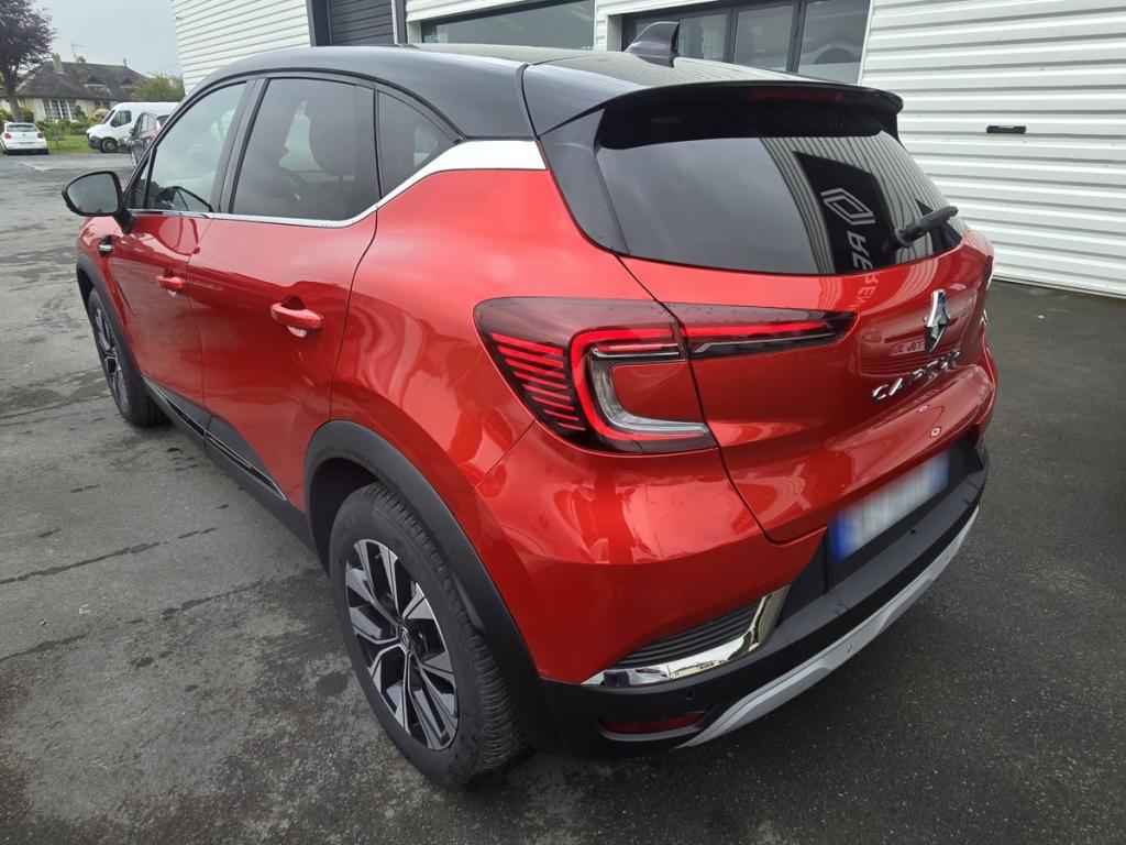 Renault Captur (2) techno TCe 90