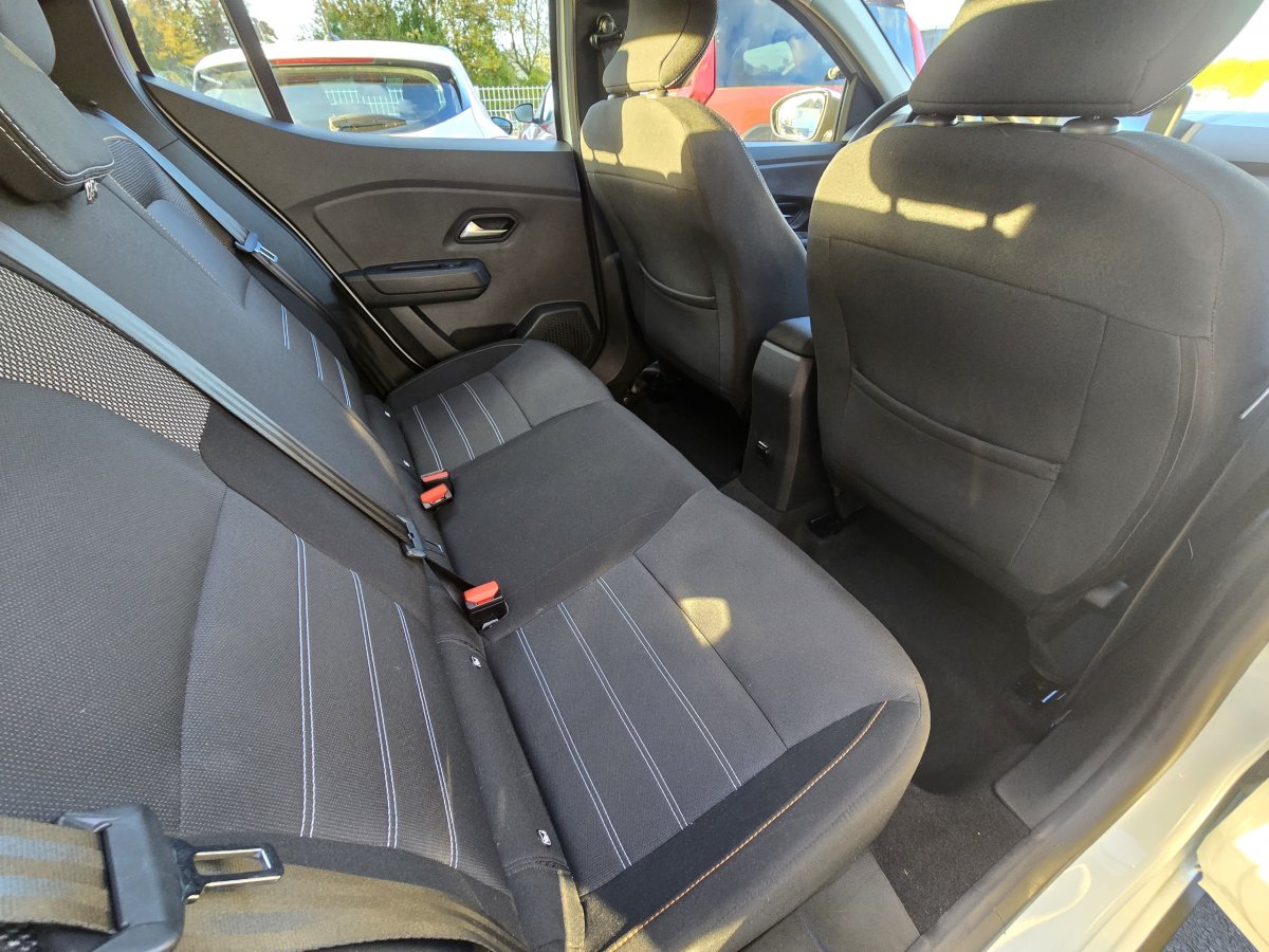 Dacia Sandero Stepway (3) Confort TCe 90 CVT