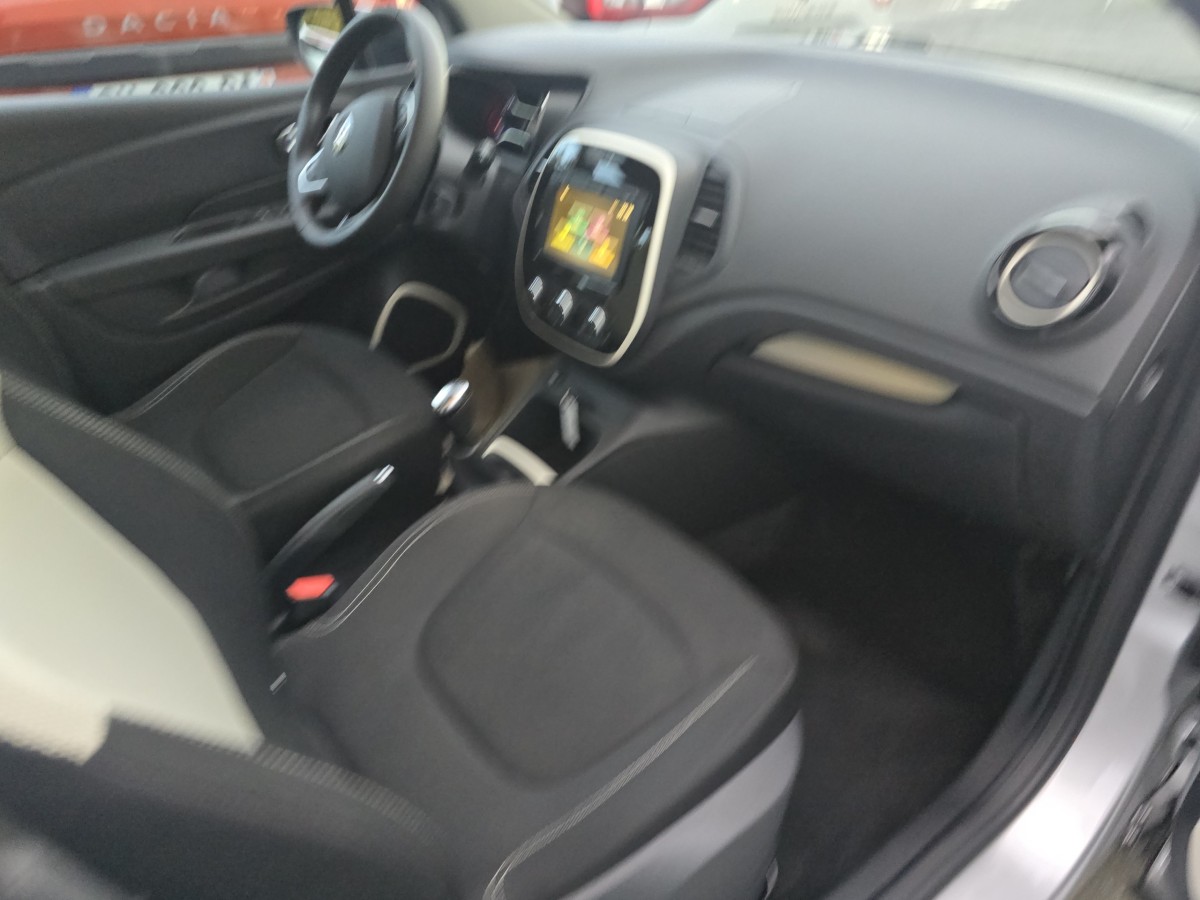 Renault Captur Zen TCe 90 - 19