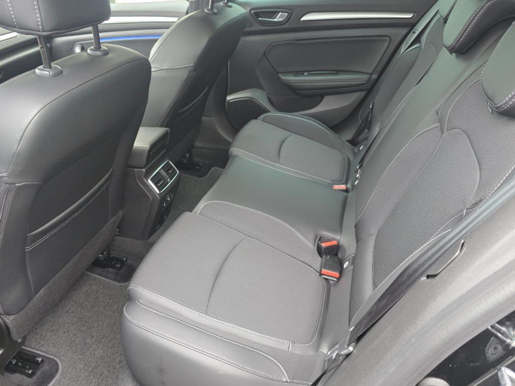 Renault M�gane Berline (4) Intens TCe 140 EDC FAP -21N